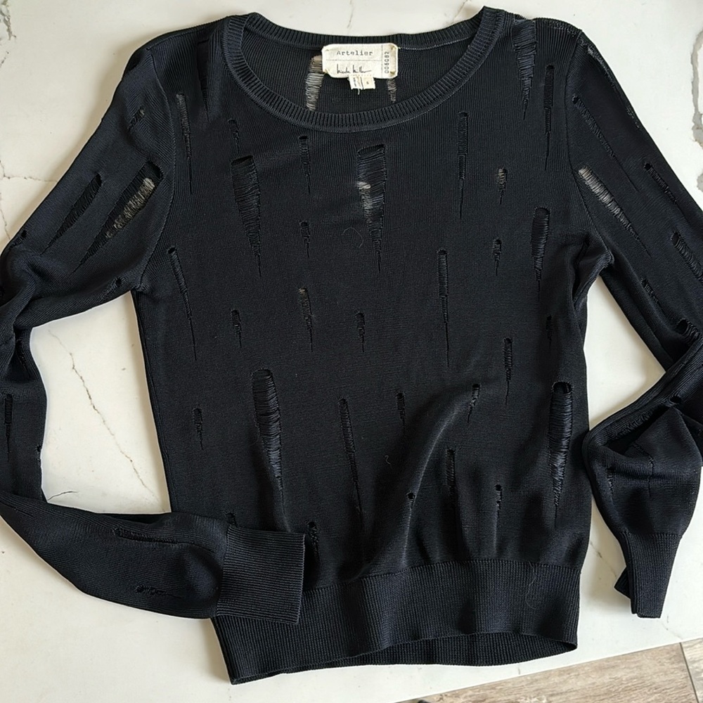 Nicole Miller Adorable Unique Top